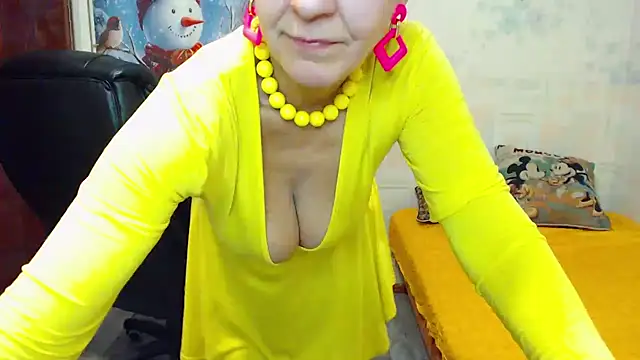 MilayaDFlow live sex cam