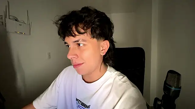 Tony_Hoffa live sex cam