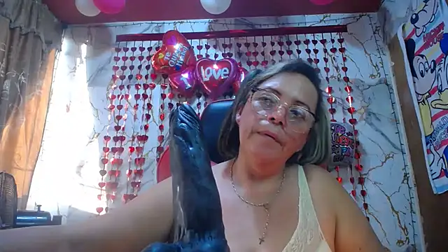 alina_maturehot live sex cam