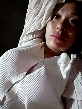 Lyla_john's cam snapshot