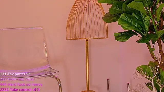 TiaBelle's cam snapshot