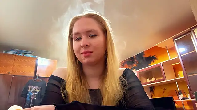 RoseBakeer's cam snapshot