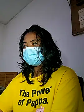 Artinah22 live sex cam