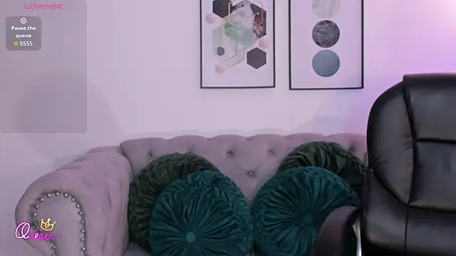 issi_loren's cam snapshot