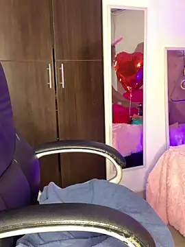 BunnyGlow50's cam snapshot