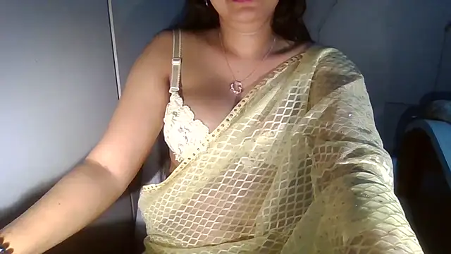 Yashika_Loves's cam snapshot