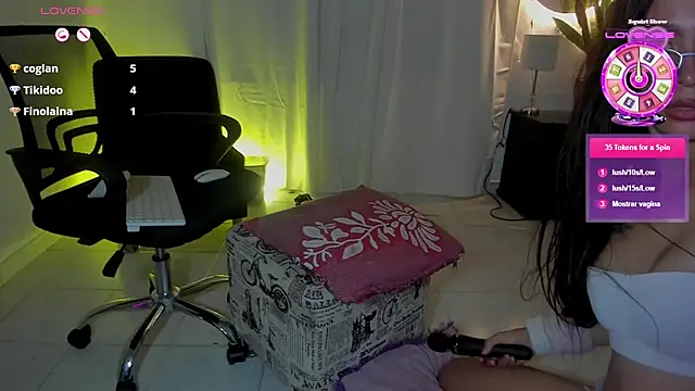 Sophie_sweett19's cam snapshot