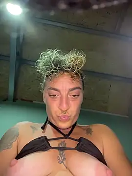 SalyTredelMonte live sex cam