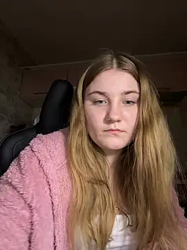 FLOWERS555's cam snapshot