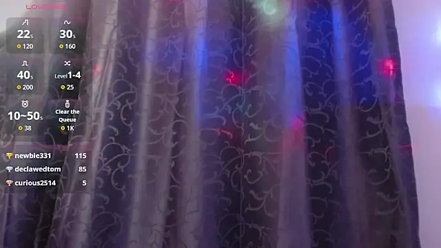 gisell_taylor18's cam snapshot