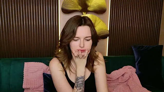 Karina_Thorn's cam snapshot