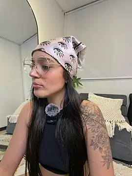 EVA_WILD1's cam snapshot