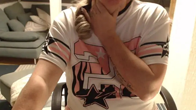 KimMitchelli's cam snapshot