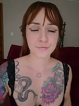 Ahrya_'s cam snapshot