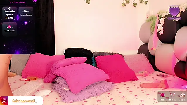 sabrinamossii live sex cam
