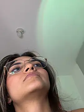 Cat2525 live sex cam