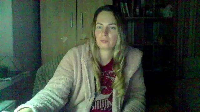 VikiLove765's cam snapshot