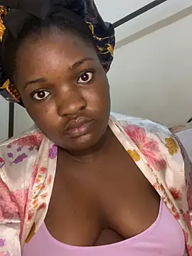 sweet18creamybigpussy live sex cam