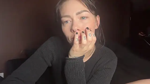 rosewild028's cam snapshot