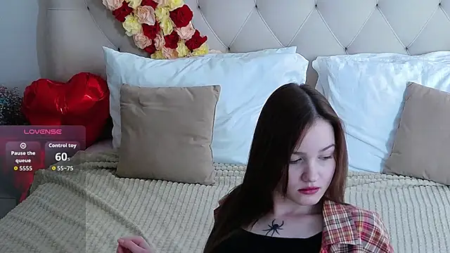 MichelleRoux's cam snapshot