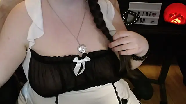 angecornuXO's cam snapshot