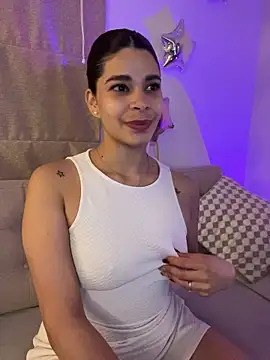 Leah_Honey26's cam snapshot