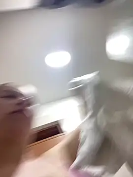 Iris_love18 live sex cam