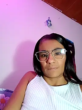 Leslly_ live sex cam