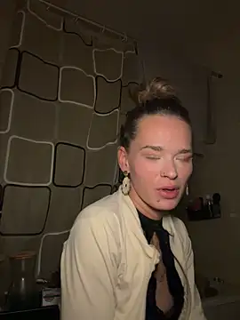 vinique99 live sex cam