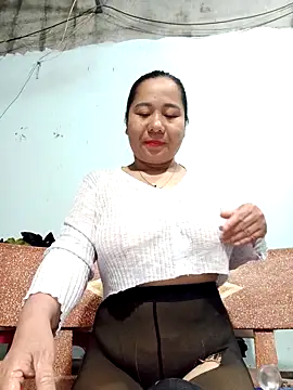 Queen-18200's cam snapshot