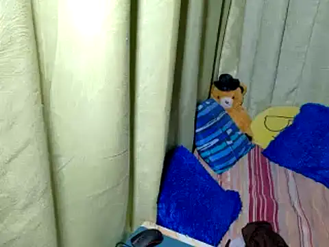 xxloveheart's cam snapshot