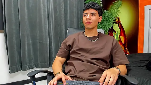 Tobias_Vega's cam snapshot