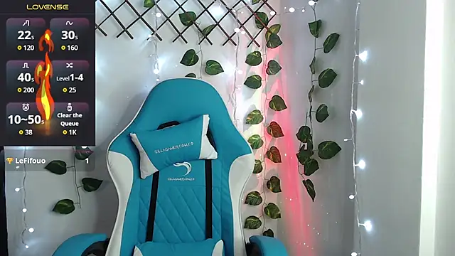 Nika_1_'s cam snapshot