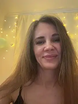 LucieMack's cam snapshot