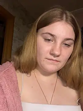 FLOWERS555's cam snapshot