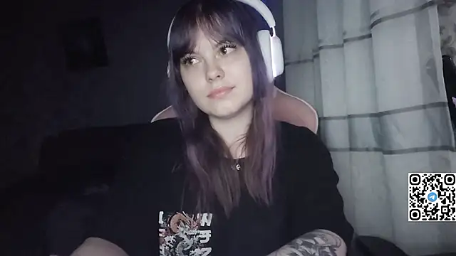 KristiBloom's cam snapshot