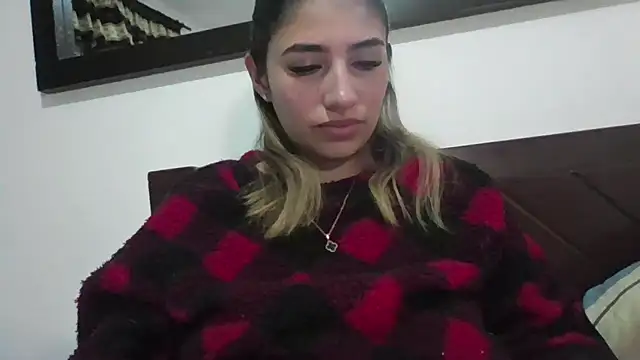 AliceTeenager___'s cam snapshot