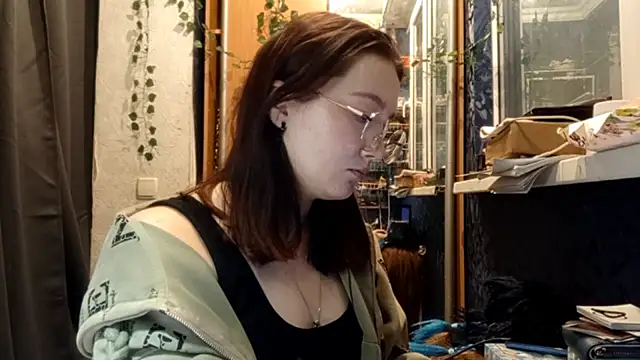 PhoebePalmer's cam snapshot