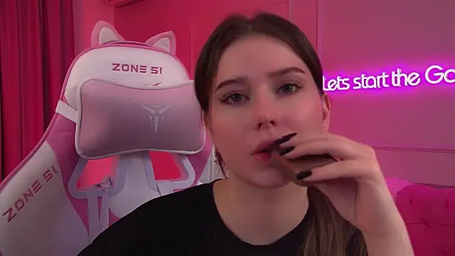 DianaVert's cam snapshot