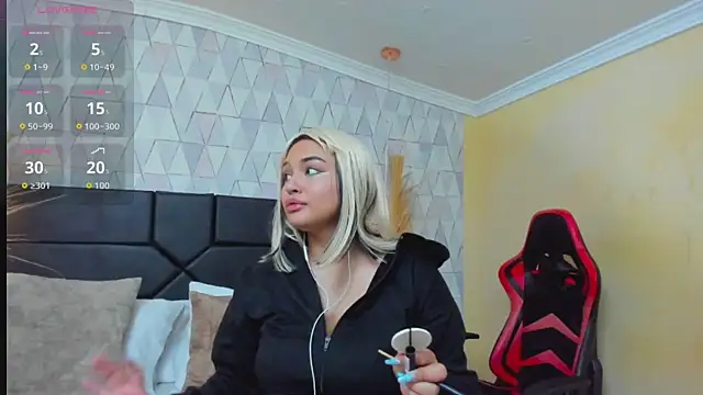 NaomySakura's cam snapshot