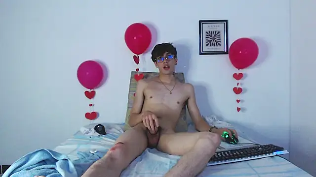 Dio__morningstar's cam snapshot