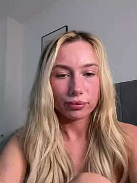 SexySaraxxoo's cam snapshot