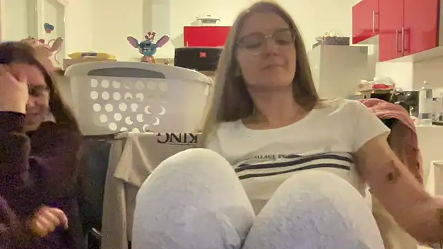 Ninafrisson's cam snapshot