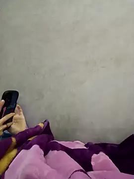 Sellena2's cam snapshot