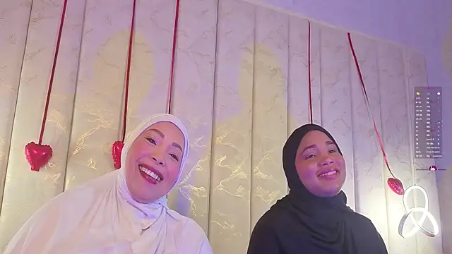 Helen_Camila live sex cam