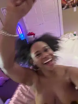 Tikalalin live sex cam