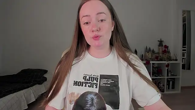 WalkingGirl live sex cam