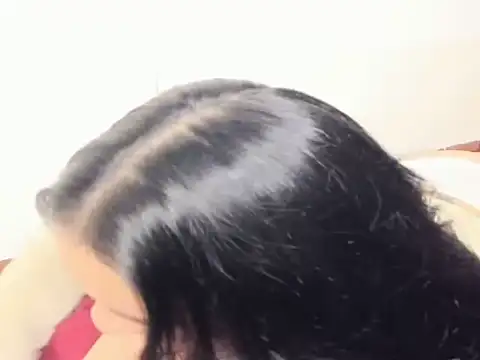 kira-stormm's cam snapshot