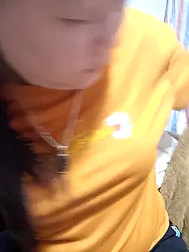 yoowwmr's cam snapshot