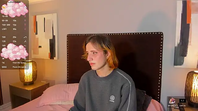 seraphine_star live sex cam